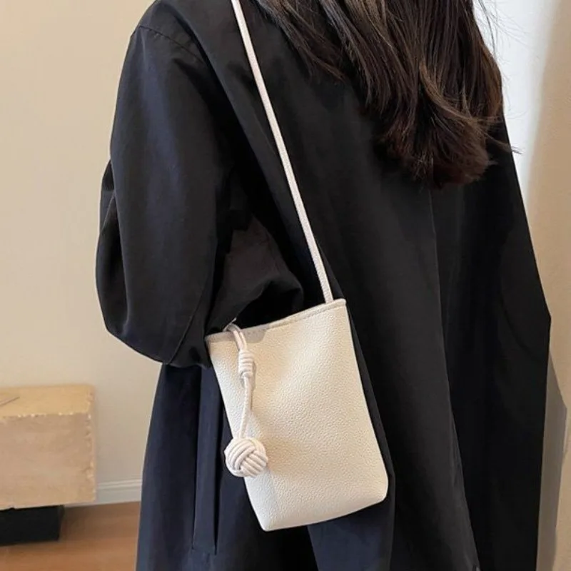 Summer messenger small bag girls new PU mini small square bag walking texture mobile phone bag view 4