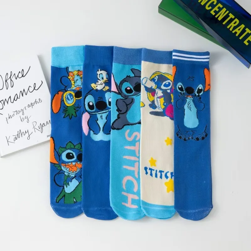 Miniso 디즈니 양말 남성 여성 크리스마스 할로윈 만화 애니메이션 양말 힙합 스트리트 패션 룩 참신 웃긴 승무원 양말