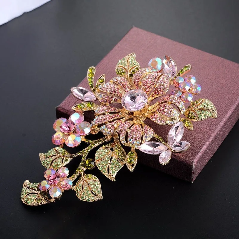 

Luxury Rhinestone Bolo Bow Ties High-end Gifts Korean British Business Banquet Flower Bowtie Jewelry Men Wedding Accessories