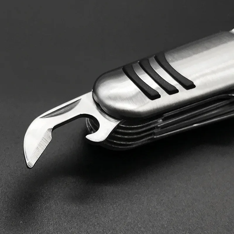 11-in-1 Survival Pocket Tool 6