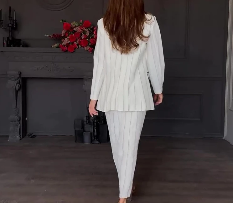 Conjunto de vestido de traje de viaje elegante para mujer, camisa de rayas finas con solapa, emparejada con falda larga con abertura en la cadera de cintura alta, moda