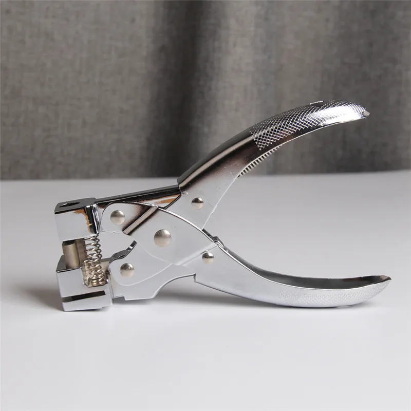 

Дырокол для евроотверстий/Т-образных отверстий 30ммx10ммx6мм. Новый ручной дырокол-бабочка.