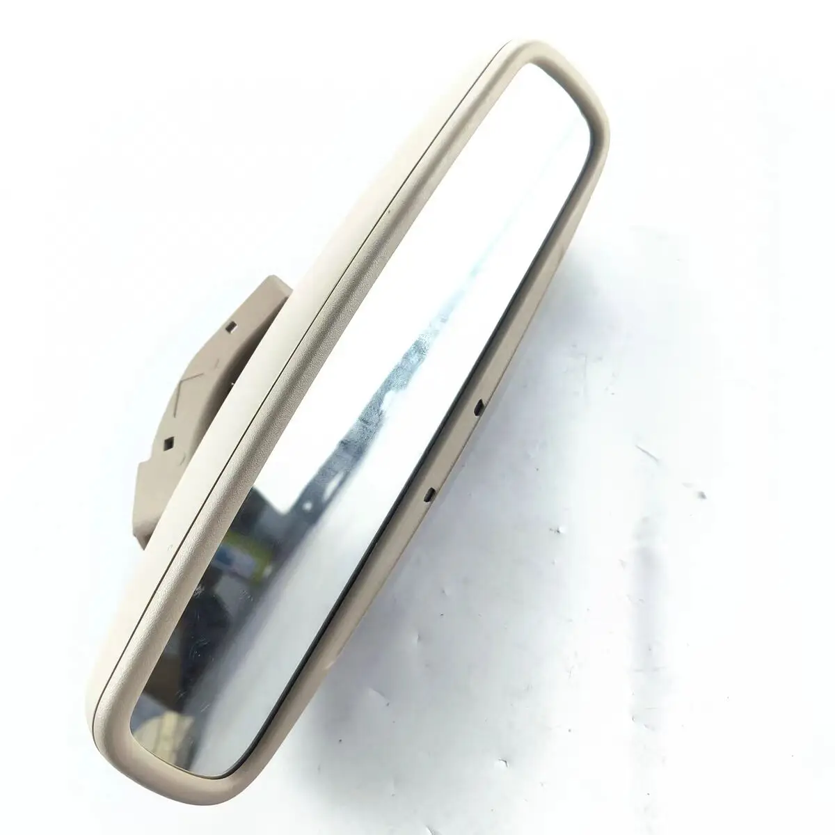 Auto-dimming Anti-glare Rearview Mirror / Interior Mirror for Roewe 750