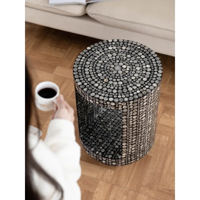 American Retro Round Side Table Creative Shell Inlay Accent Furniture for Living Room Sofa Corner Decor
