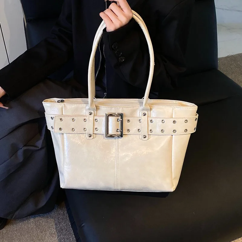 

2025 New Women's Leather Biker Belt Tote Bag Large Capacity PU Shoulder Handbag Fashion Commuter Bag