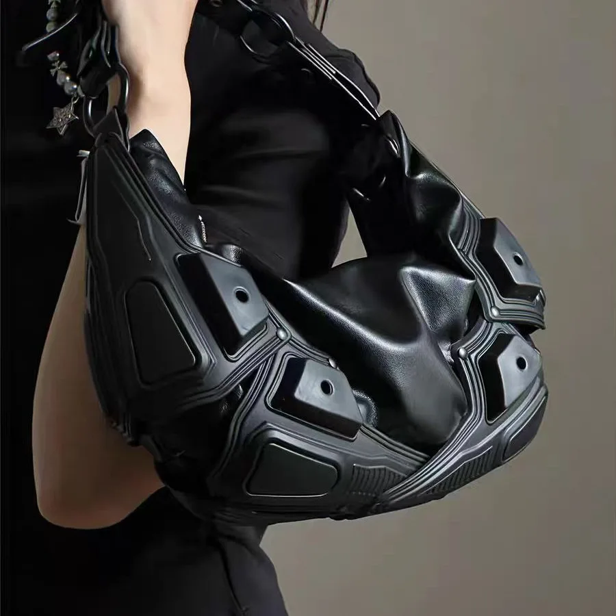 Bolsos de hombro de tendencia oscura moderna europea con diseño de nicho para chica picante Y2k, bolso cruzado funcional con media luna para mujer