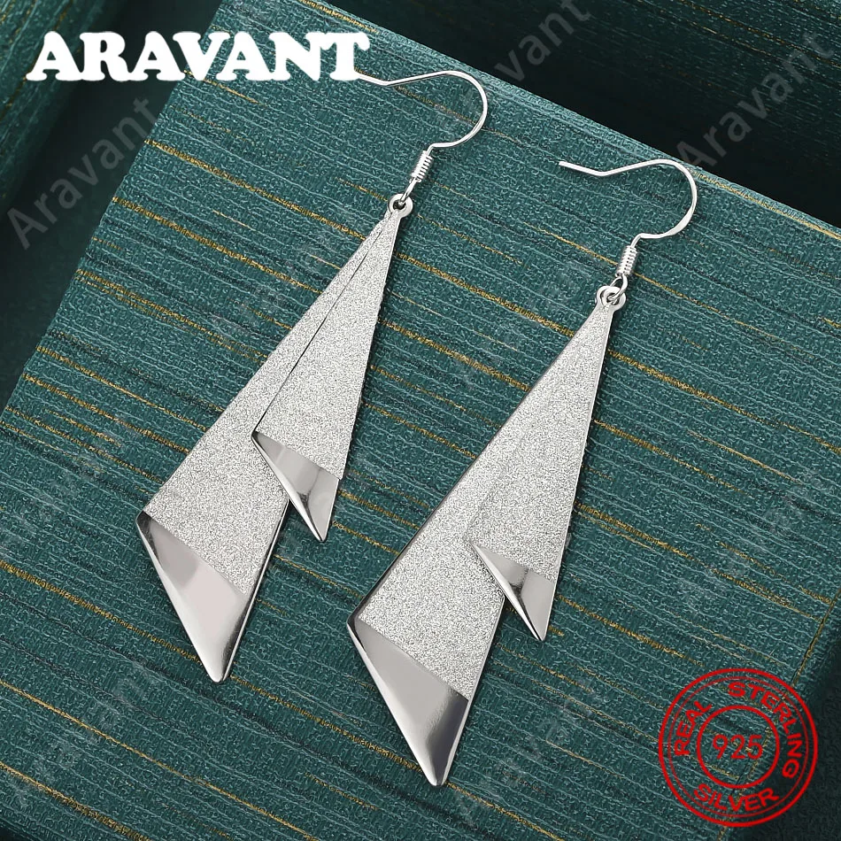 Pendientes largos de plata de ley 925 con forma de diamante y acabado esmerilado - Regalo único para mujeres, versátiles para eventos y como joyas