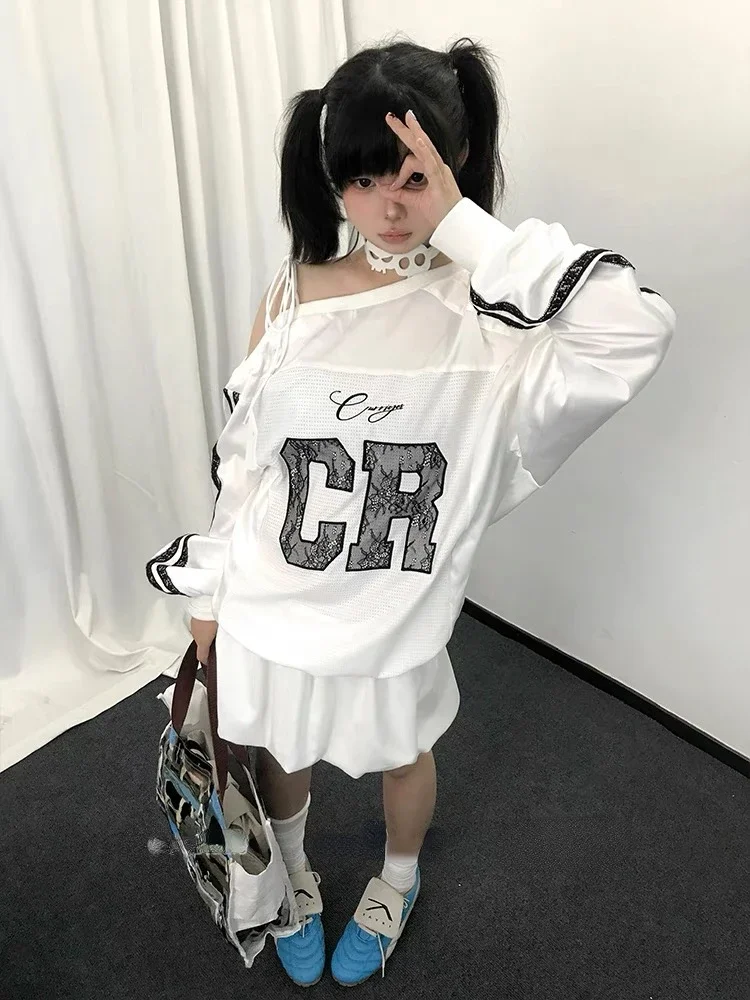 HOUZHOU Vintage Y2k Damen Weiße Sweatshirts Kpop Übergroße Sexy Off Shoulder Jersey Tops Blokecore Langarm Grunge Ästhetik