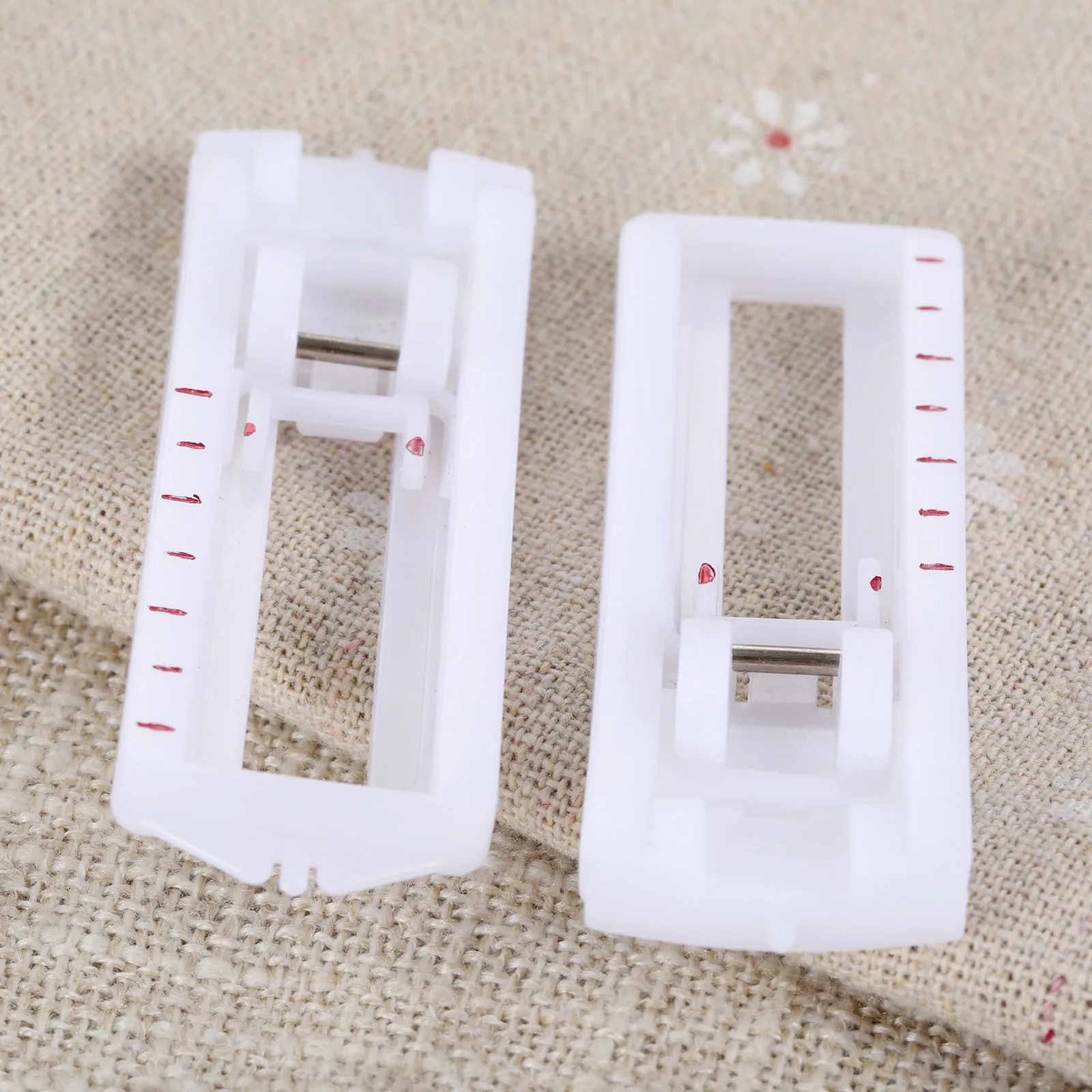 1Pcs Buttonhole Foot Presser new Domestic Sewing Machine Parts  Buttonhole Foot Snap For Brother Janome Singer