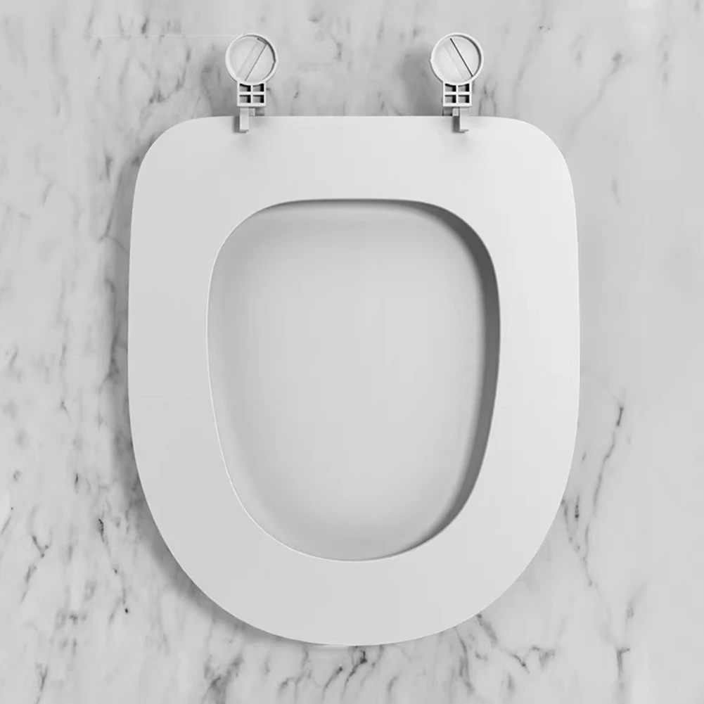 Coprisedile per WC a forma di U con meccanismo di chiusura ammortizzata e design a sgancio rapido per una pulizia e un'installazione semplici