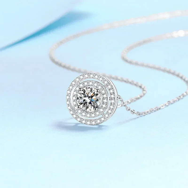 

Exquisite Design Circular inlay 0.5/1/2ct Moissanite Necklace, Brilliant Platinum PT950 Wedding Jewelry Female Birthday Gift