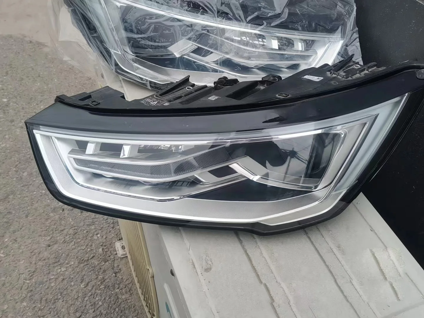 1pcs car bumper A1 A1S headlamp for Audi A1 headlight 2016~2018y car accessories for Audi A1 fog light