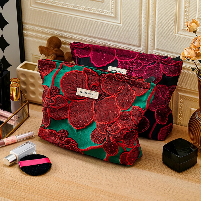 

Luxury Floral Makeup Bag for Women Red Flower Canvas Travel Toiletry Organizer Cosmetic Pouch Fashionable Ladies Accessory