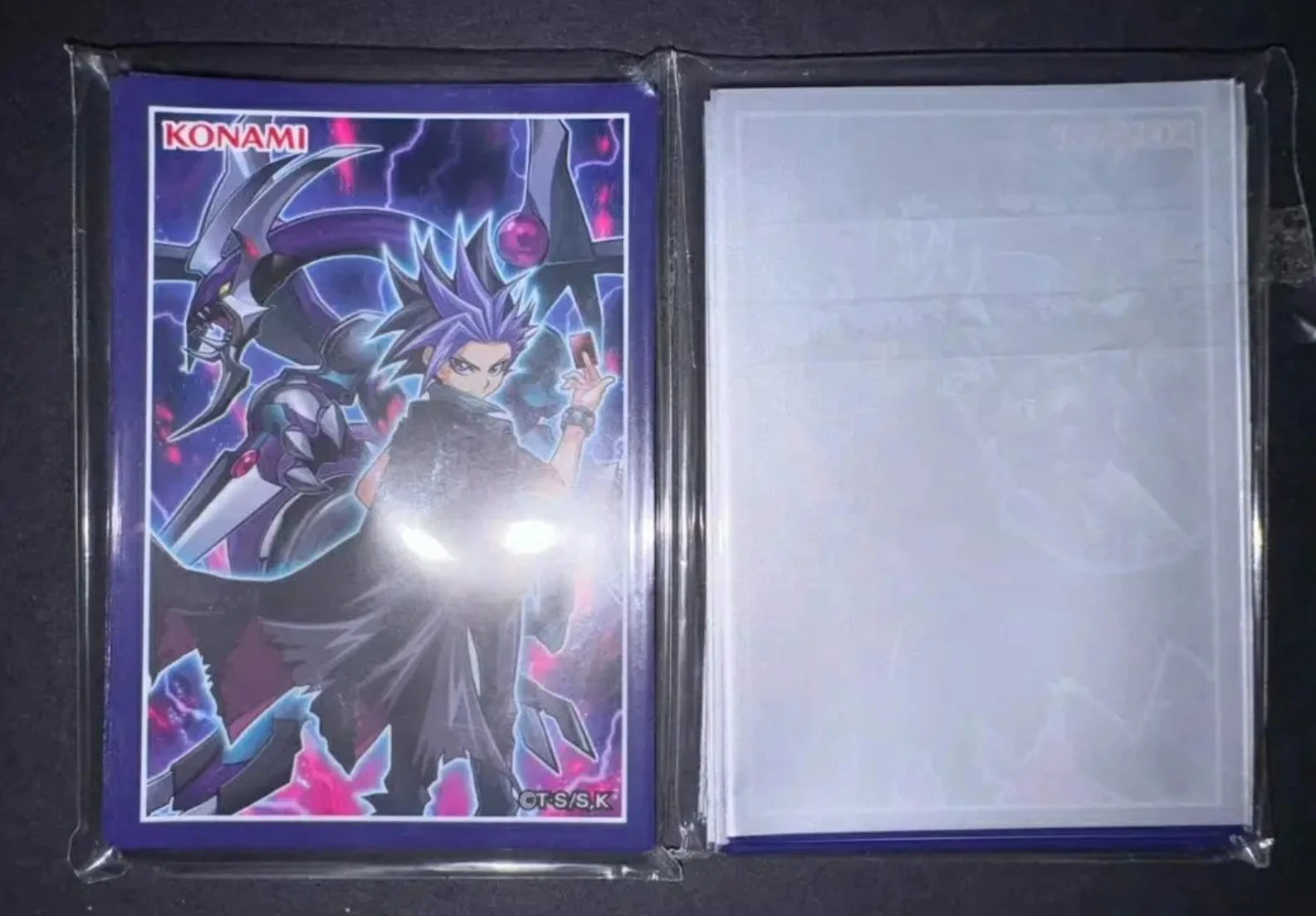 20 piezas Yugioh KONAMI Duel Monsters Yuto Ute Dark, colección oficial de dragón Xyz, Fundas protectoras para tarjetas de Duelista selladas