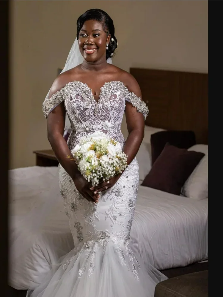 Vestido De Novia De sirena personalizado con hombros descubiertos, apliques De cristal brillante, vestidos De Novia africanos para exteriores, Vestido De Novia