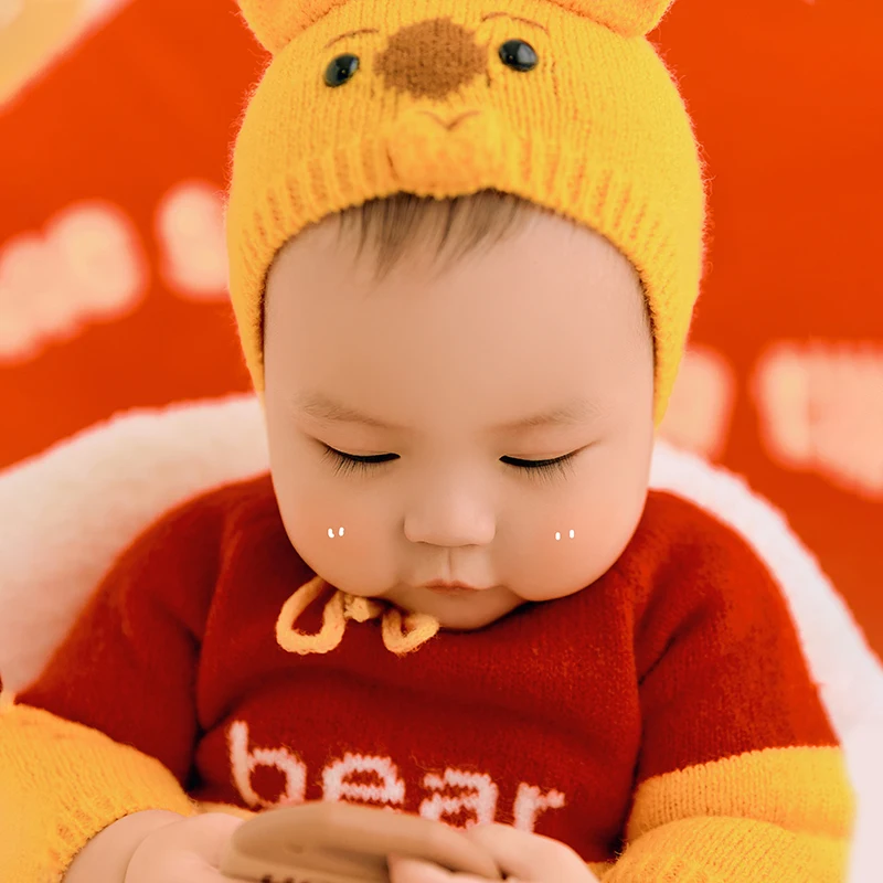 Cartoon Bear Baby Clothes Newborn Photography Props 100 Days Baby Shoot Decoration Cute Bear Toy Backdrop Cloth Photo Accessorie