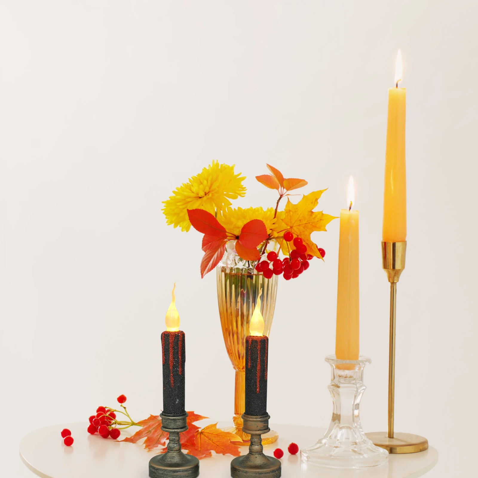 

2pcs LED Flickering Flameless C les Realistic Yellow Wax Dripped Shape Energy Saving Smokeless Safe Operated Halloween