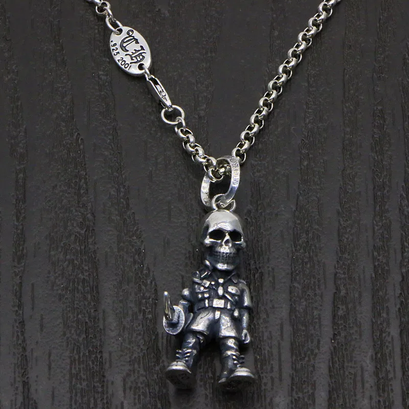 925 sterling silver Thai silver skull soldier creative domineering personality men's pendant fashionable retro round bead chain