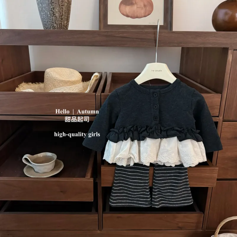 Spring and Autumn Girls' Set New Children's Lace Long Sleeve Grey Top+Striped Pull up Pants Two Piece Set