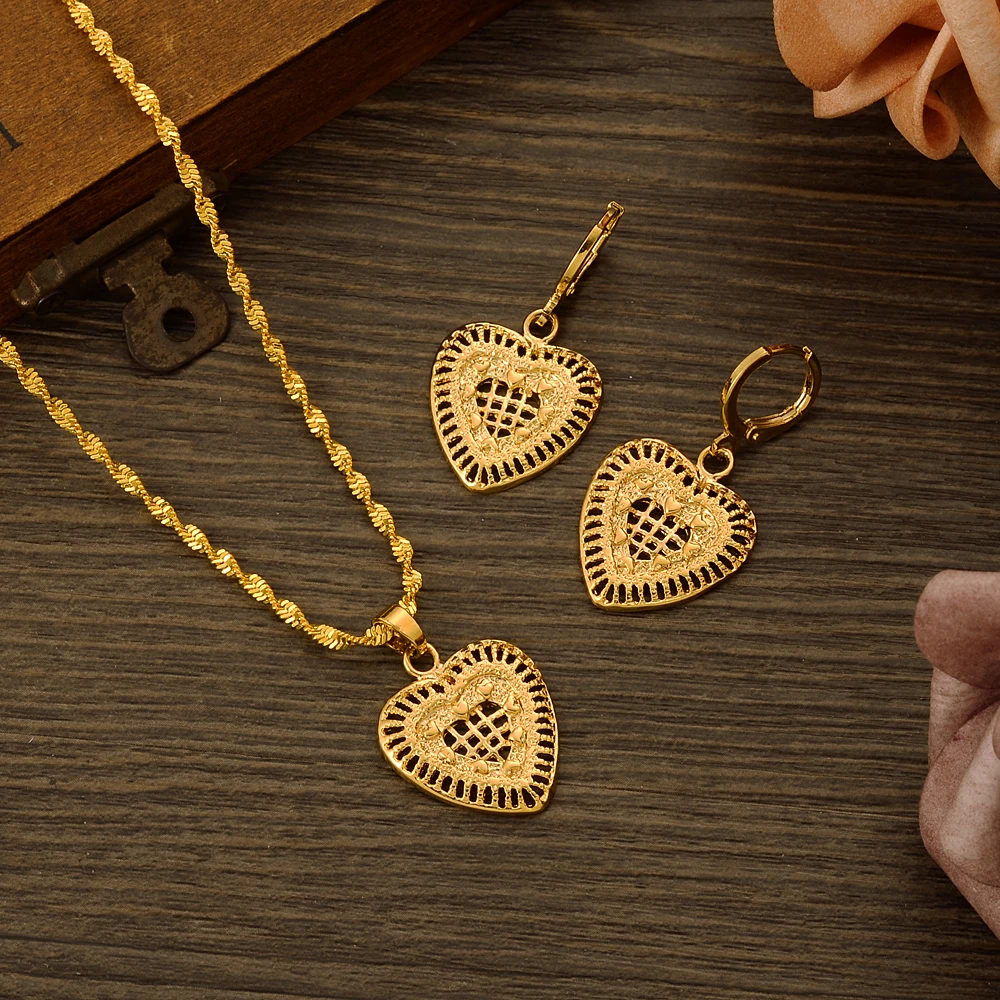 

Fashion Heart Gold Color Jewelry for Girl Women Necklace Earrings Set Party Accessories Dubai India Africa Gift