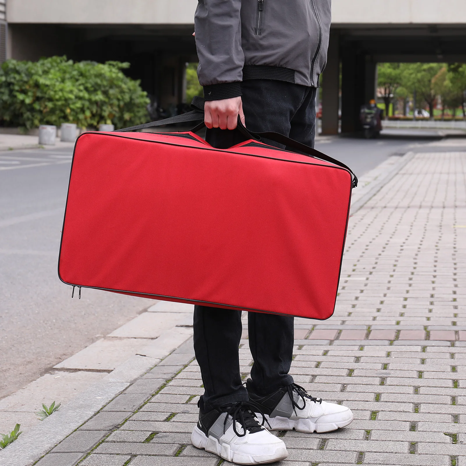 

Electric Grease Machine 2 Speeds Adjustable Rechargeable Cordless Electric Grease Machine with Antislip Handle