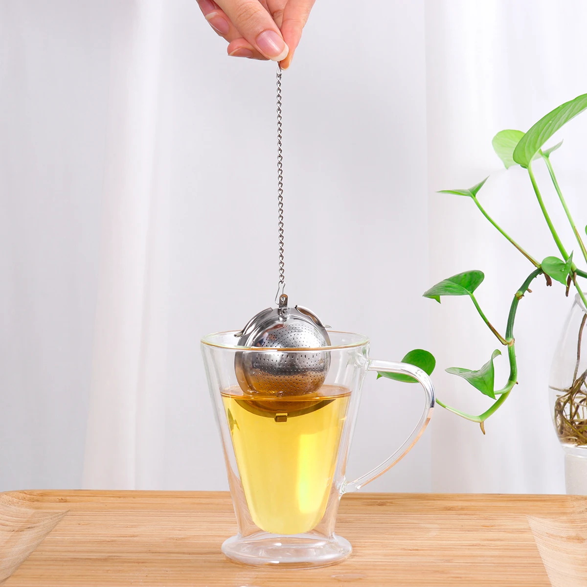 

Mesh Ball Infuser Loose-leaf Tea Metal Sieve Infusion for Cooking Camping Herbs Strainer Filter