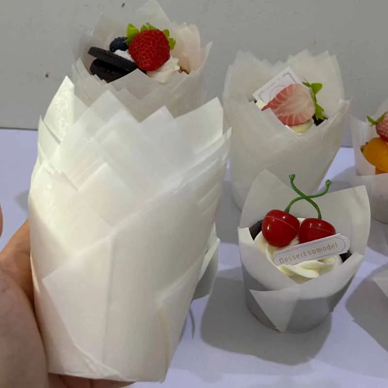 50Pcs/100Pcs/200Pcs Tulip Cake Paper Cups, Heat-Resistant and Oil-Proof Baking Cups, Suitable for Weddings, Birthdays, Tea Parties, Christmas, Valentine's Day, Mother's Day, Graduation Ceremonies, Etc., Essential for Home Baking - view 3