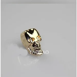 8 ve bir kafatasının satış işlevine liderlik etmek-no. 5