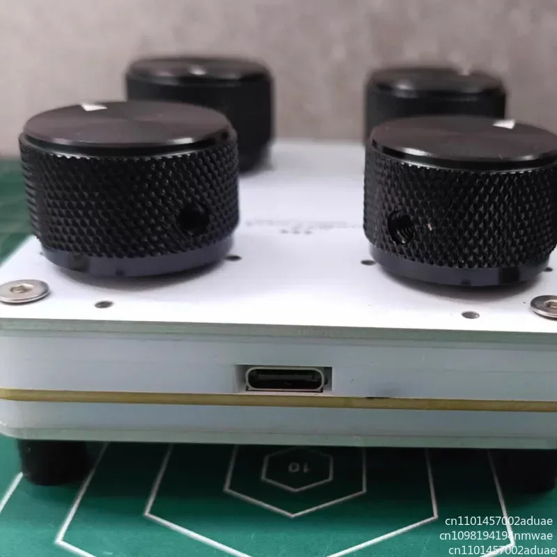 4-knob MIDI controller for music production with customizable CC-mapped USB-C DAW control