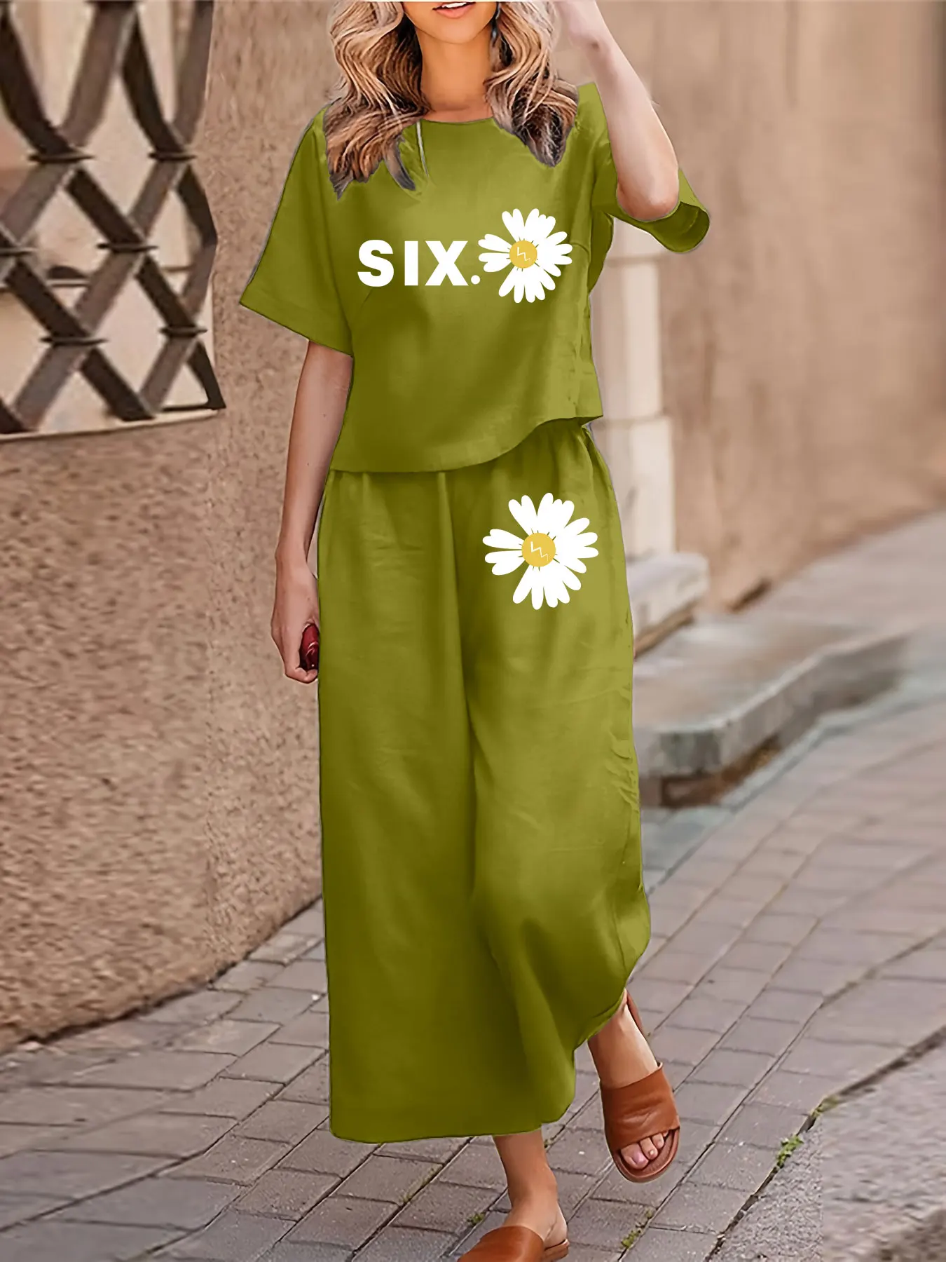 Plus Size Women's Casual Two-piece Set Suit Printed Short-sleeved T-shirt Trousers Two-piece Set Loose Crewneck