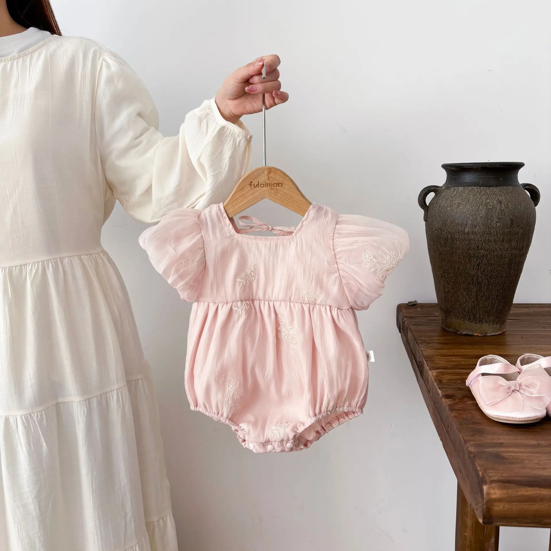 Baby Jumpsuit Summer Girl Baby Embroidered Short Sleeves Rompers Baby Thin Clothes Princess Crawling Clothes