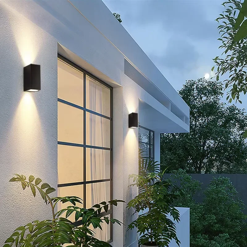 Manufacturer Supply Black Aluminum Outdoor Wall Light IP65 Waterproof Rectangle Light Emitting Diode Installed on Front Door