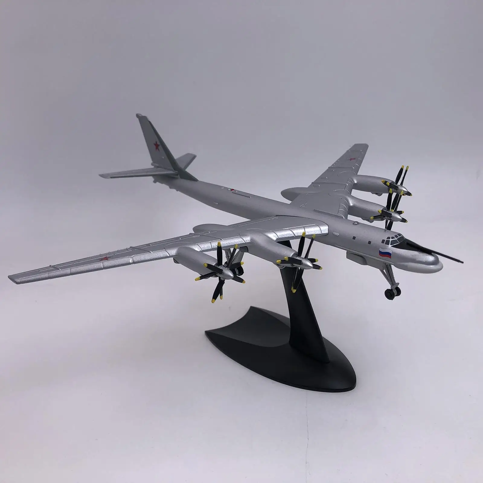 1/200 Plane Model Alloy TU 95MS plane for Commemorate Collection Gifts