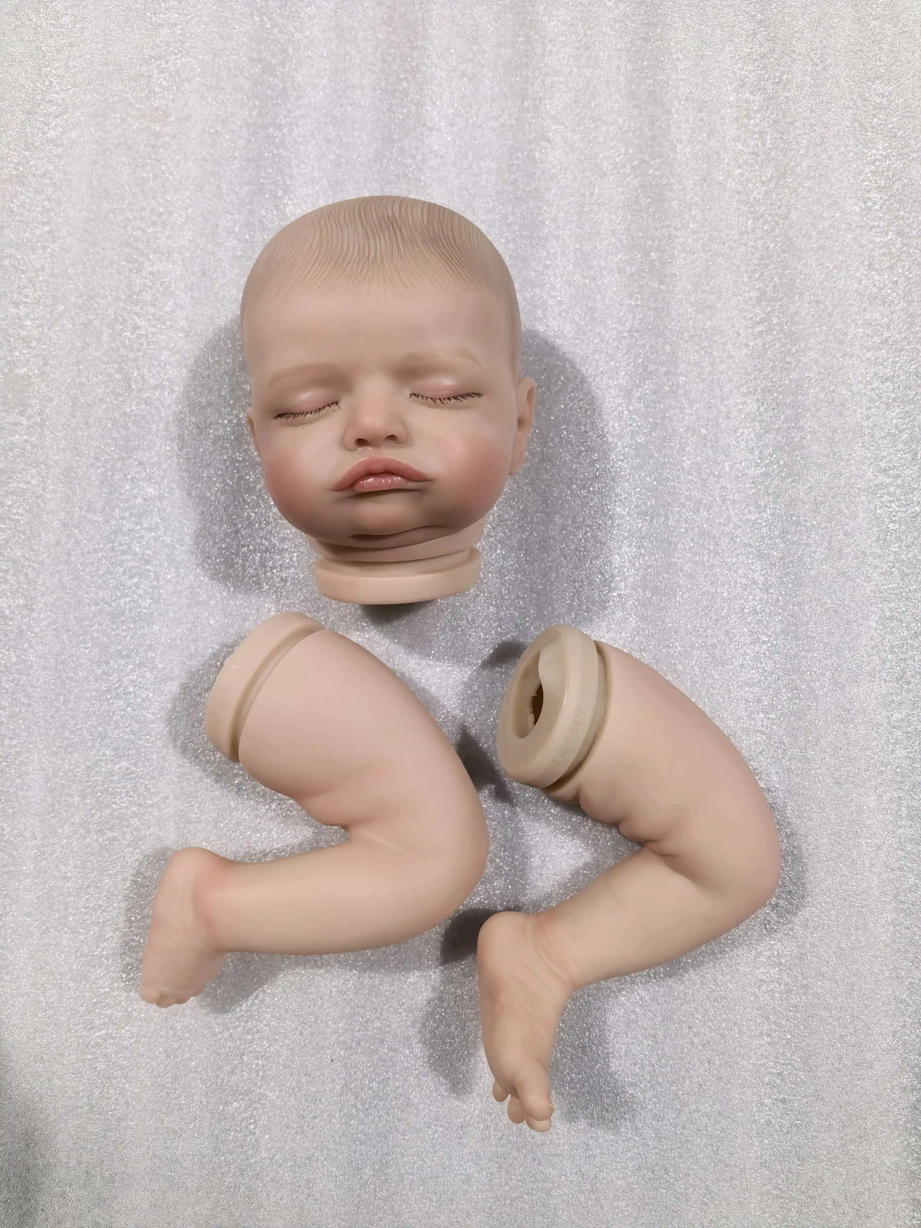 NPK 19 Zoll Neugeborenes Baby Reborn Puppenbausatz Baby Rosalie Lebensechte Soft Touch bereits bemalte unfertige Puppenteile – Detail 2