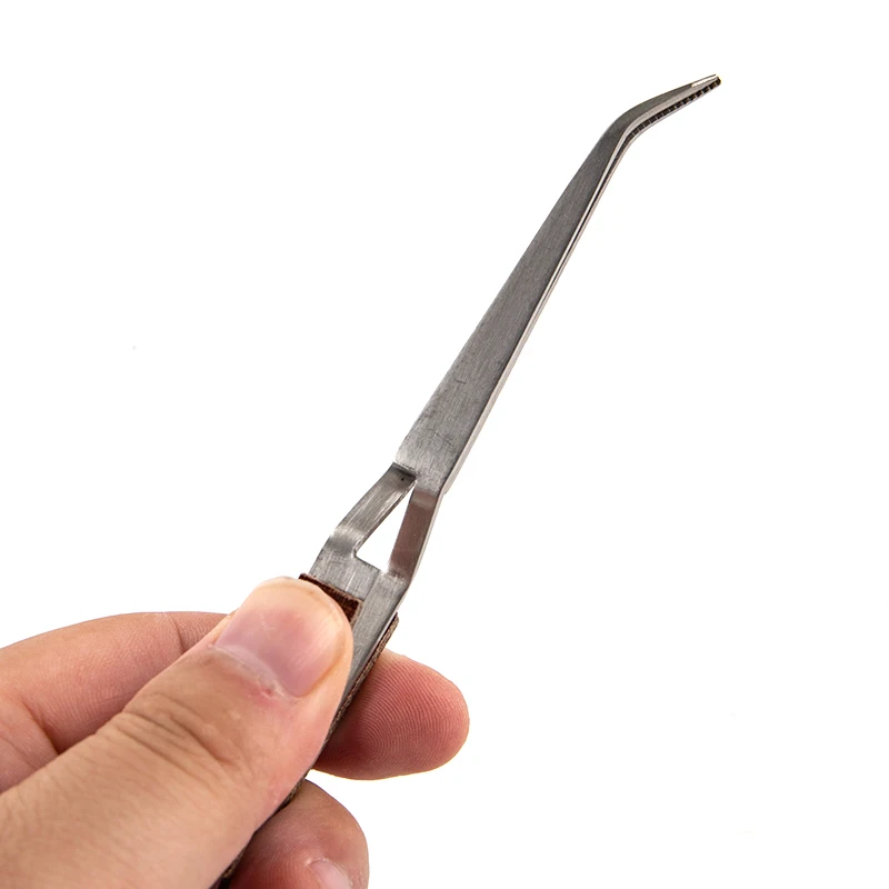1Pc Stainless Steel Cross Locking Lock Tweezers Self-Locking Jewelry Soldering Craft Repair Hand Tool Corrosion Resistant New