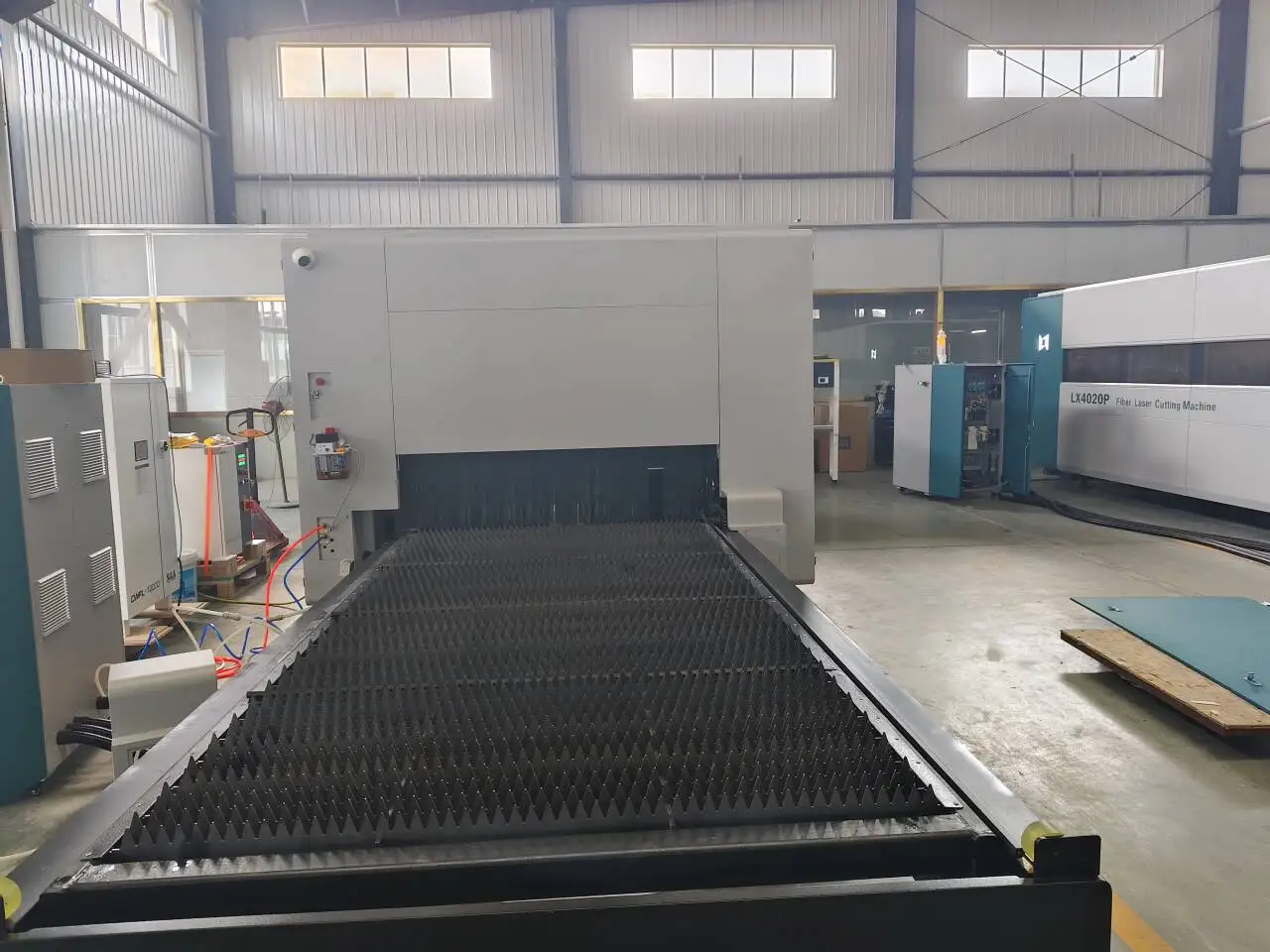 Sheet Stainless Steel Lazer Cutter 1000w 2000w Cnc Small Fiber Laser Cutting Machine Mini Laser Cutting Machine Metal