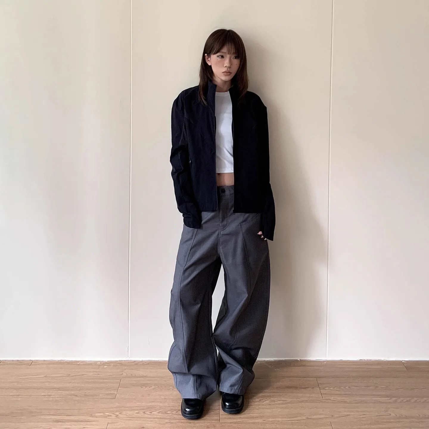 2025年秋 ヴィンテージ レディース ウィンドブレーカー クロップドジャケット 原宿系 ストリートウェア 長袖 ファッション 女性 エレガント トップス