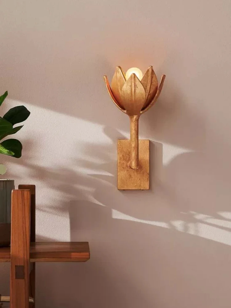 American style wrought iron retro wall lamp villa bedroom lotus creative homestay living room dining room bedside decoration
