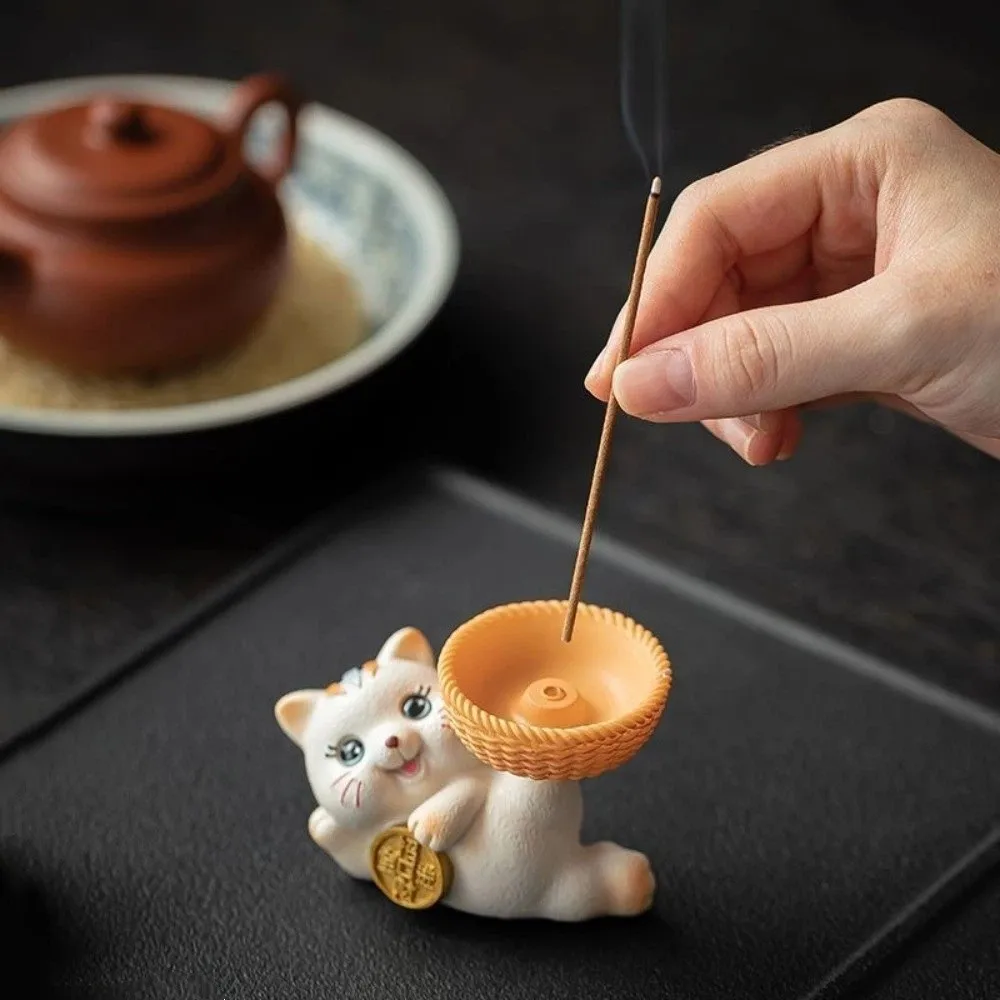 Zen Chinese Style Lucky Cat Incense Burner Sleep Aid Resin Cat Tabletop Incense Base Ornament Kitten Desk Decor