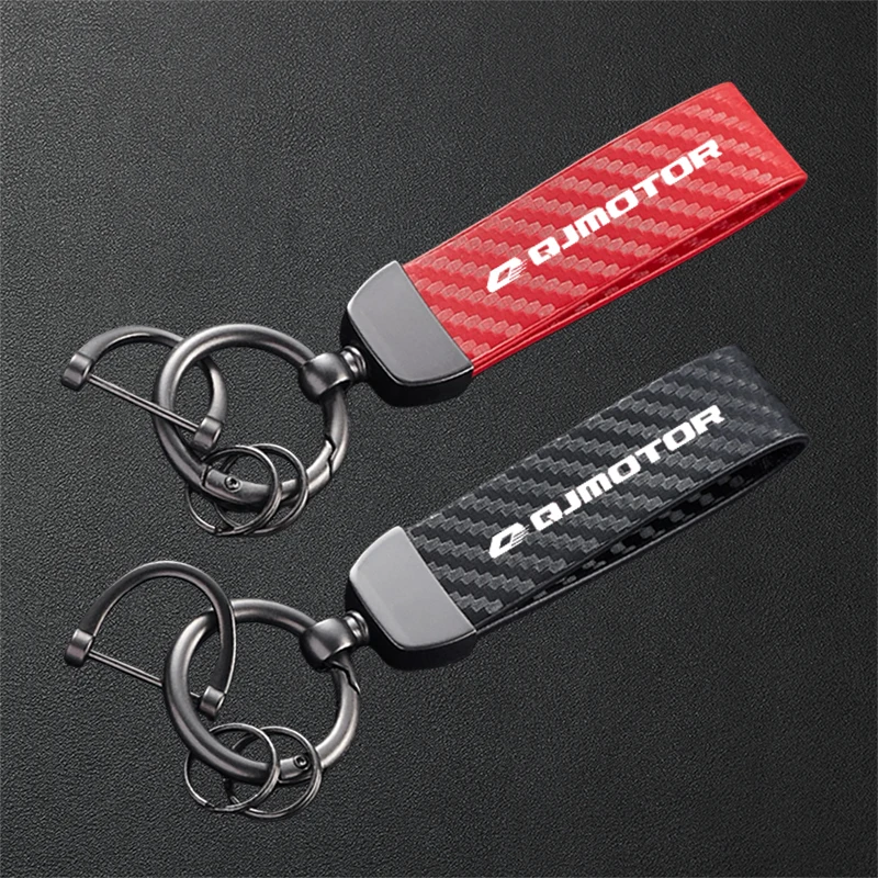 High-Grade Motorcycle Carbon Fiber Patterned Keychain Metal Keyring For QJMOTO QJ MOTO QJMOTOR SRT 800SX 800SRT SRT 800X