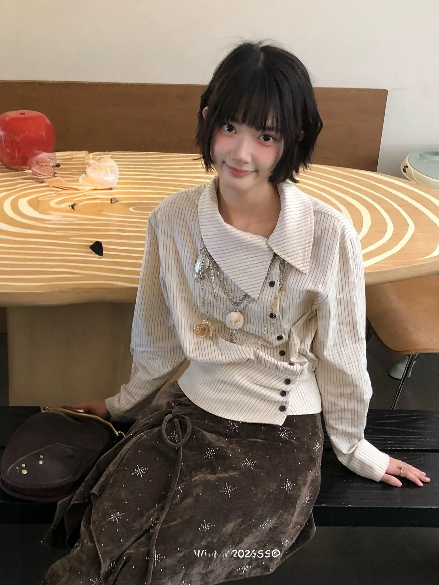 

Korean Style Striped Long Sleeve Shirt Jacket Women Early Spring Irregular Collar Slimming College Style Top Commute Wind