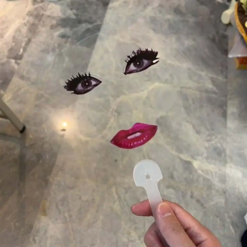 창의적인 과장된 투명 손부채 긴 속눈썹 PVC 프린트 빨간 입술 손부채 메이크업 재미있는 프린팅 부채 어린이 장난감