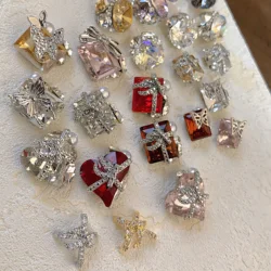 5 PCS Nail Full Diamond Jewelry Christmas Gift Box With Claw Diamond Alloy Heart New Year's Nail Metal Drill Accessories