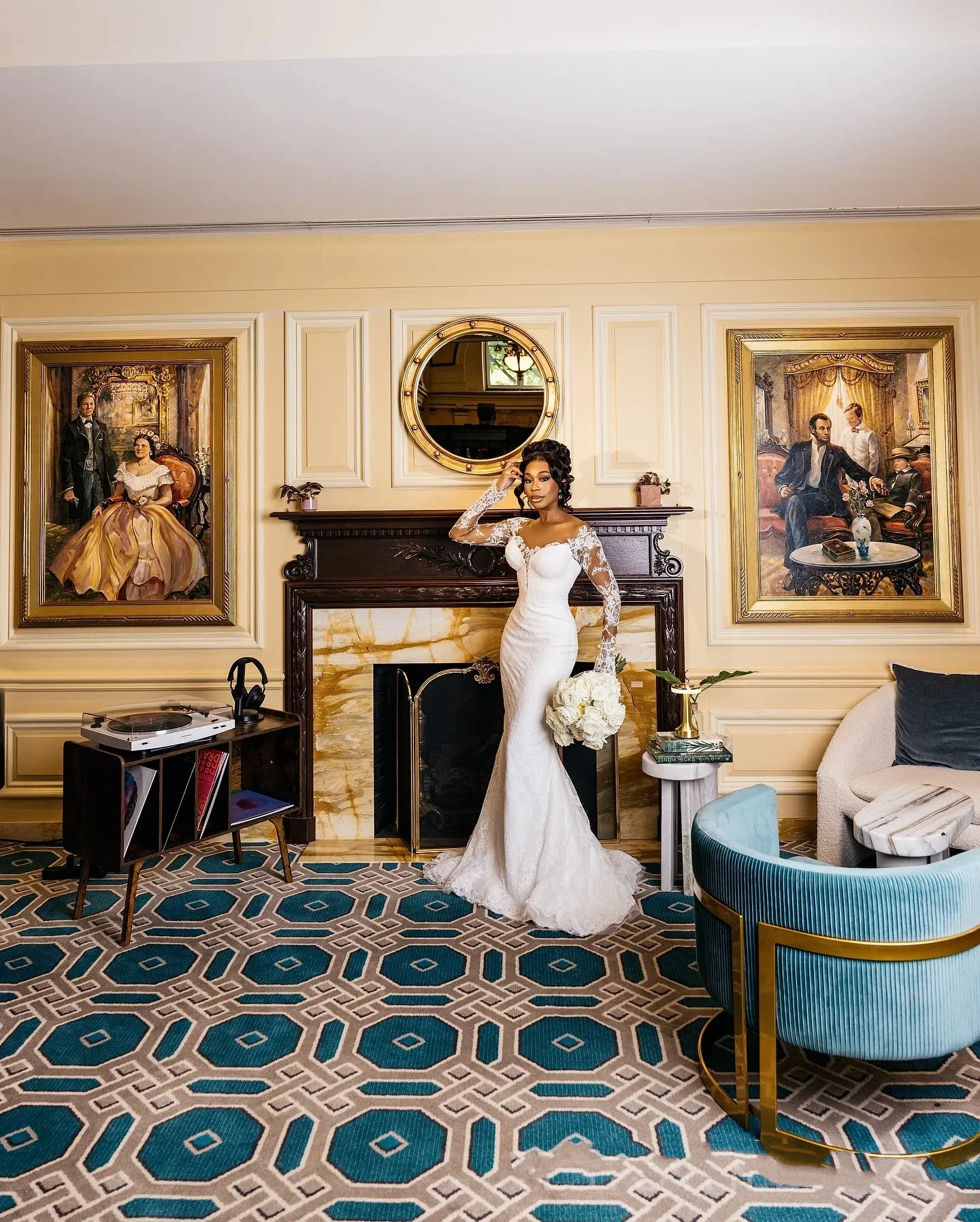 Customized 2025 Plus Size Mermaid Lace Bridal Dress With V-Neck Long Sleeves And Detachable Train Sexy Tight Fitting Bridal Gown