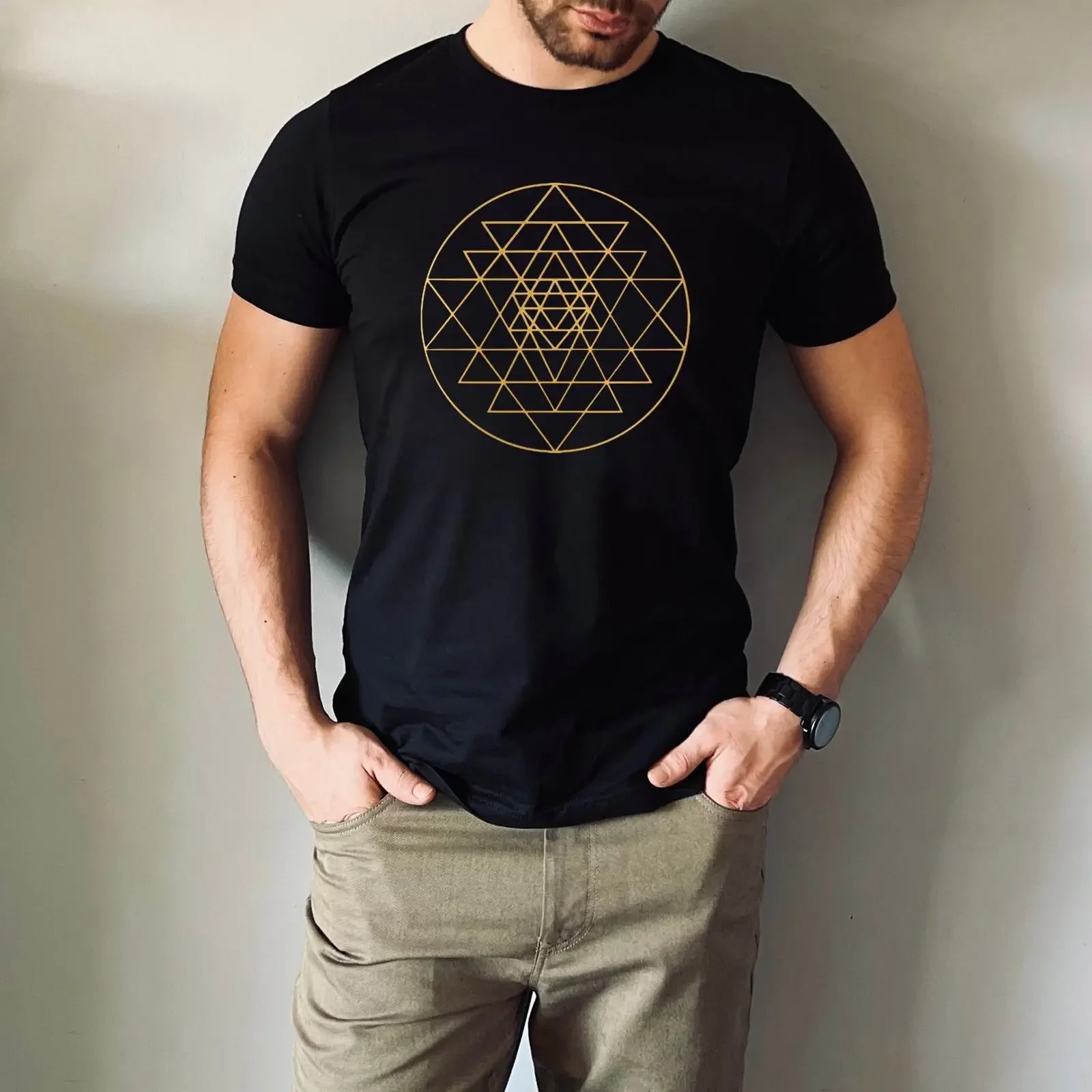 Men's Black Sri Yantra Sacred Geometry T Shirt Spiritual Meditation Yoga Flower of Life Mandala For Lover vintage Washed Unisex