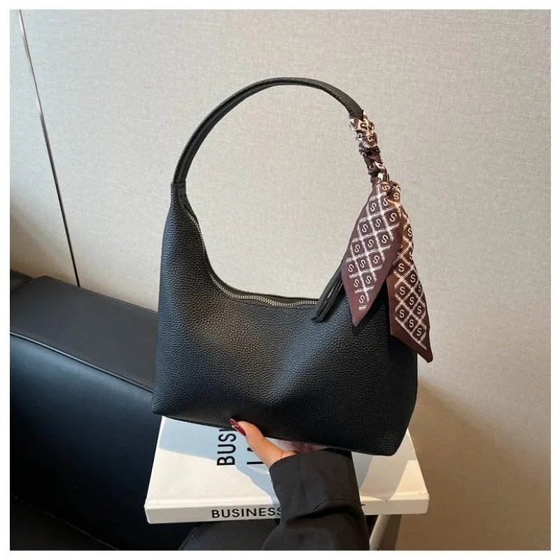 

Уникальная дизайнерская сумка для подгузников для женщин, роскошная вместительная сумка-тоут, элегантная кожаная сумка через плечо, винтажный стиль.