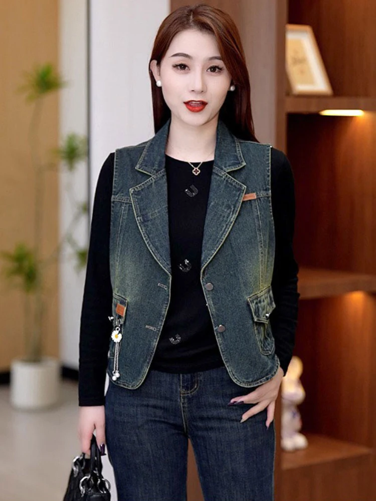 Lässige Jeansweste für Damen, Modisch Vielseitig Koreanischer Stil, Locker Geschnitten, Herbst Neuheit, Kleine Größe, Schulterpolster-Top