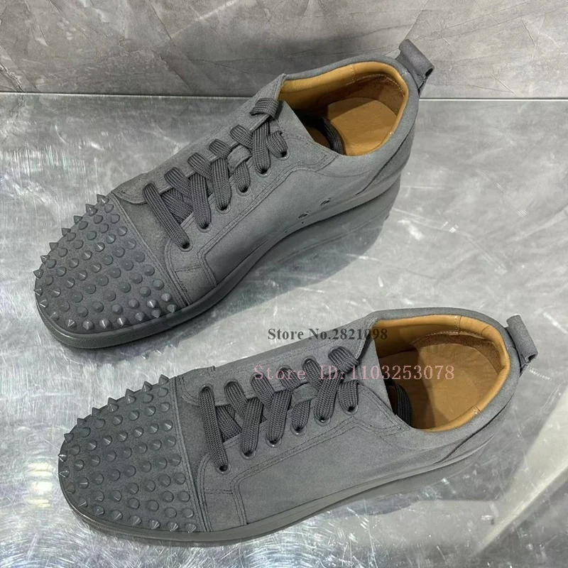 

Real Leather Spiked Shoes Studded Toe Sneakers Man Round Toe Lace Up Rivet Flat Shoes for Man Slip On Party Shoes Male Flats