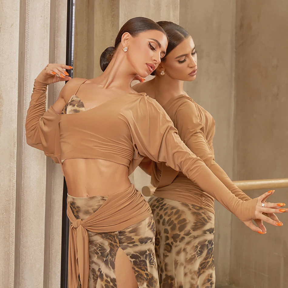 Women Salsa Cha Cha Samba Dancewear Sexy Backless Latin Dance Tops with Bra Female Professional Stage Performance Shirt 25063