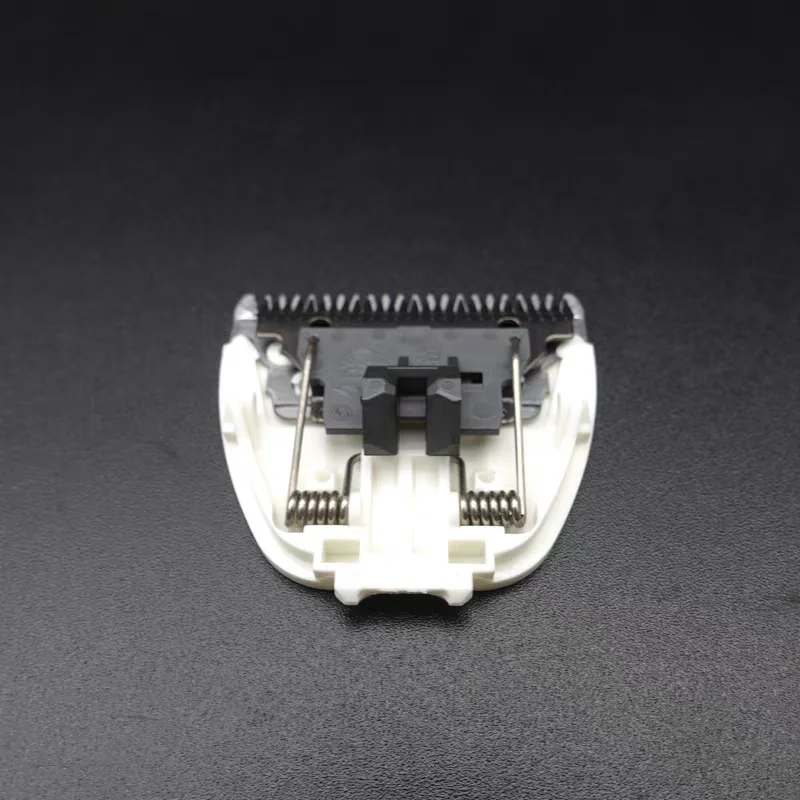 

Подходит для лезвий машинок для стрижки ER145, ER503/504/506/508/GC11/ER9181/ER91021.